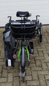 Ice Adventure hr 26 RS van achter