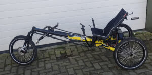 Hase Kettwiesel cross van links gezien