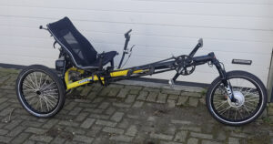 Hase Kettwiesel cross van rechts gezien