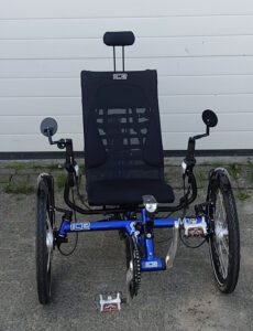 Ice Adventure 20 RS van voor gezien